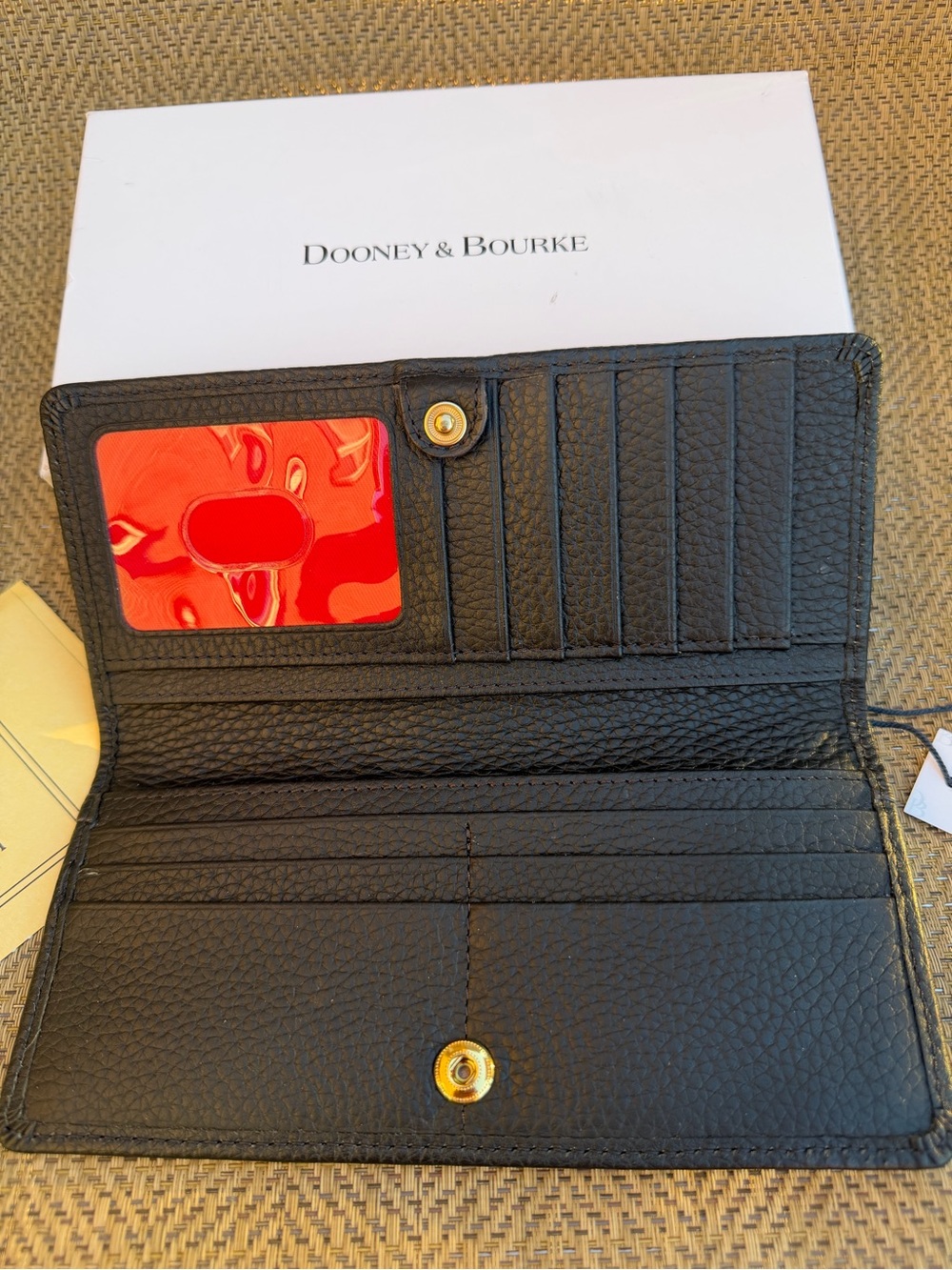 Dooney & Bourke PEBBLE GRAIN SLIM WALLET Clutch BLACK - Picture 3 of 3